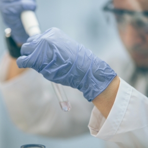 pexels-mikhail-nilov-8863039